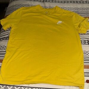 Nike Men's Vibrant Yellow  Shirt